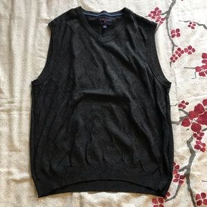 Men’s Saddlebred Dark Gray Sweater Vest